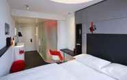 Kamar Tidur 6 citizenM Paris Champs-Élysées