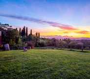 Nearby View and Attractions 6 B&B Il Sarale