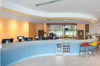 Bar, Cafe and Lounge Hampton by Hilton High Wycombe