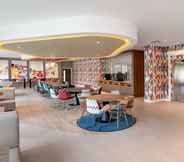 Lobby 7 Hampton by Hilton High Wycombe