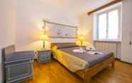 Bedroom 5 Easy Central Stresa 300mt From Lake