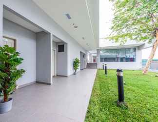 Sảnh chờ 2 8500SF Rooftop Pool & Gym at Cyberjaya