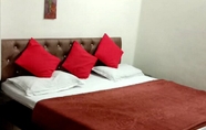 Bedroom 7 Goroomgo Broadway Nainital