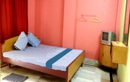 Bedroom 7 Goroomgo Marine Blue Digha