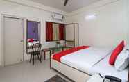 Bedroom 5 Goroomgo Mira International Digha