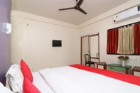 Bedroom Goroomgo Mira International Digha