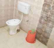 In-room Bathroom 4 Goroomgo Star Inn Digha