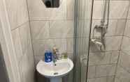 In-room Bathroom 3 Beautiful Lovely one Bedroom Flat in Coventry