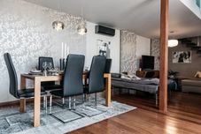 ห้องประชุม Gorgeous Spacious Modern Loft in the Heart of the Jewish Quarter Breakfast