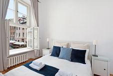 臥室 Spacious Apartment With the View to Small Market Breakfast Option