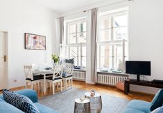 公共空間 5 Spacious Apartment With the View to Small Market Breakfast Option