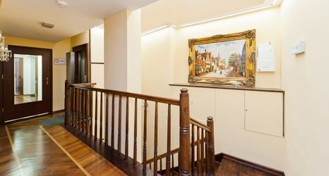 Lobby 2 Enjoy Incredible Antique Apartment in Historical Townhouse by Market Square