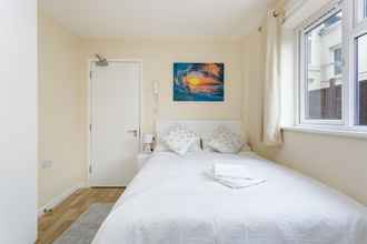 Bedroom 4 Blackberry - Stylish Self-contained Flats in Soton City Centre