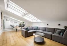 Lobby 2 ShortStayPoland Plac Mirowski B82