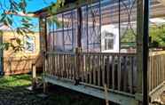 Kamar Tidur 7 Riverside Cabin in Shropshire