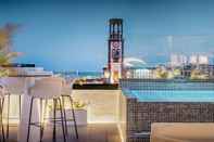 Swimming Pool AC Hotel Tenerife by Marriott