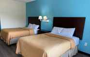 Bedroom 7 Havelock Inn & Suites