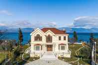 Exterior Villa Filoxenia - by the sea - up to 12 guests