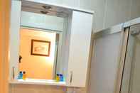 In-room Bathroom Grand Fatih Hotel