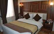 Bilik Tidur 3 Grand Fatih Hotel