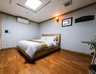 Kamar Tidur 2 Daejeon Wolpyeong Honey