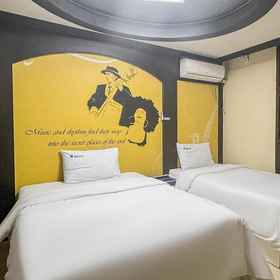 Gwangyang S 1, Hotel Taman Jinwoljeong