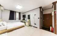 Bedroom 7 Seongnam Moran Gaja Motel