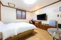 Bedroom Gunsan Alice