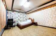 Kamar Tidur 5 Sunchang Manhattan