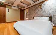 Kamar Tidur 3 Taebaek Tourist Hotel