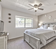 Bedroom 3 Luxurious Home with Red Rock Views