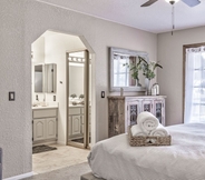 Bedroom 4 Luxurious Home with Red Rock Views