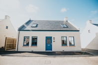 Exterior The Seafield Arms Hotel Cullen – Self Catering