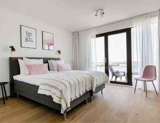 Kamar Tidur 2 Modern Apartment Close to the Beach and the sea