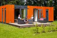 Common Space Cozy 4 Person Chalet in the Frisian Nature