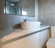 In-room Bathroom 3 Phaedrus Living Seaside Luxury Flat Athina 108