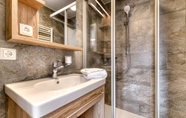 In-room Bathroom 5 Alpenblick Apartments by A-Appartements