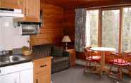 Bedroom 5 Jasper House Bungalows