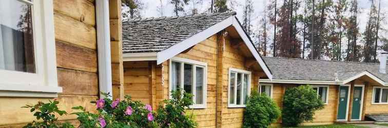 Exterior Jasper House Bungalows