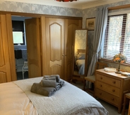 Bedroom 7 Remarkable 2-bed Cottage in Tranquil Setting