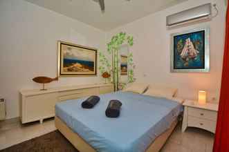 Kamar Tidur 4 Villasonboard Ermioni Dock Villa Porto Hydra Canal