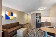 Common Space Microtel Inn & Suites by Wyndham Farmington