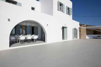 Exterior 4 Villa Petra Sea View of Mykonos