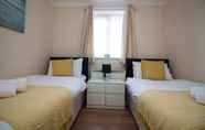 Bilik Tidur 5 Stayzo Penthouse Accommodation 1- Premier Lodge