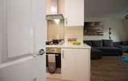 Bilik Tidur 5 Stayzo Castle Penthouse 18- A Clean Fresh Modern Apartment With Free Wi-fi