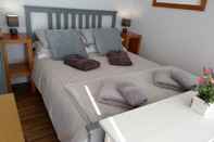 Bedroom Cleeves Cabins, Ailsa - Stunning Luxury Escape