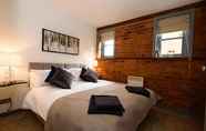 Kamar Tidur 3 Karah Suites - Gloucester Docks