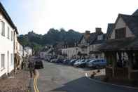 Bên ngoài 1A High Street, Dunster