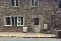 Bangunan Cosy 2-bed Cottage in Ingleton North Yorkshi