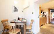 Phòng ngủ 5 Cosy 2-bed Cottage in Ingleton North Yorkshi
